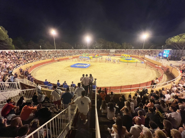 AR&Egrave;NES DU CAP D 'AGDE
